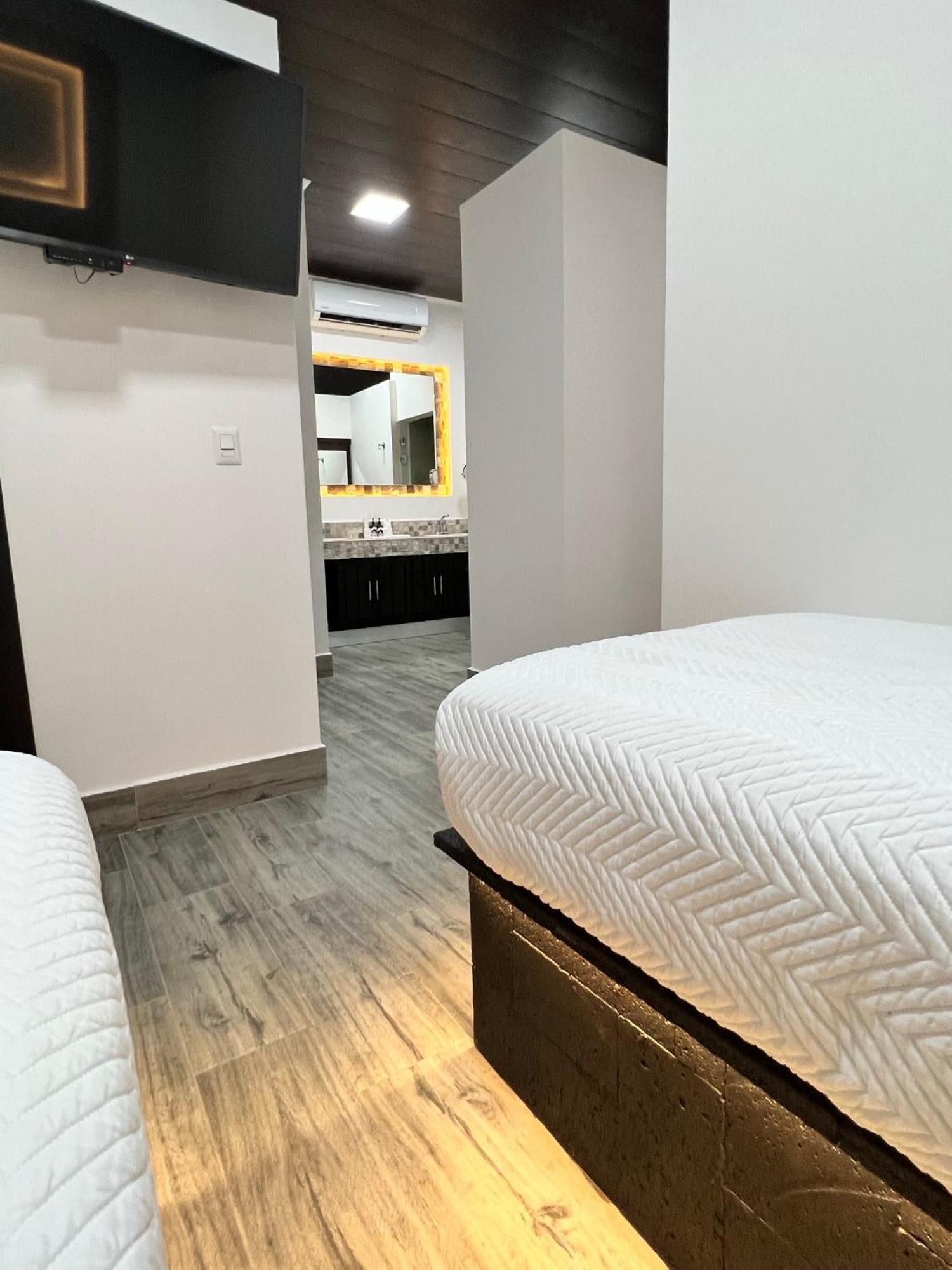 Hotel Boutique Casa Del Rio La Fortuna Екстер'єр фото